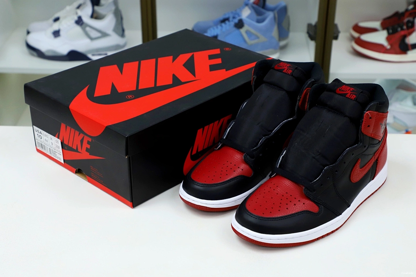 OG RETRO 1 HIGH JORDAN 'BRED' AIR 1001